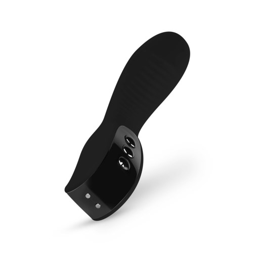 Ein schwarzes tragbares Gerät mit zwei runden Knöpfen und einem kleinen weißen Punkt, bogenförmiges Design für den Körper.