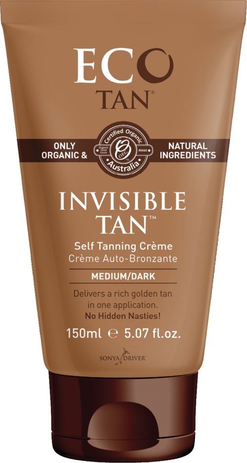 Een zelfbruinende crèmetube met bruin en wit tekst, gemarkeerd voor medium/donker tinten, met natuurlijke ingrediënten.