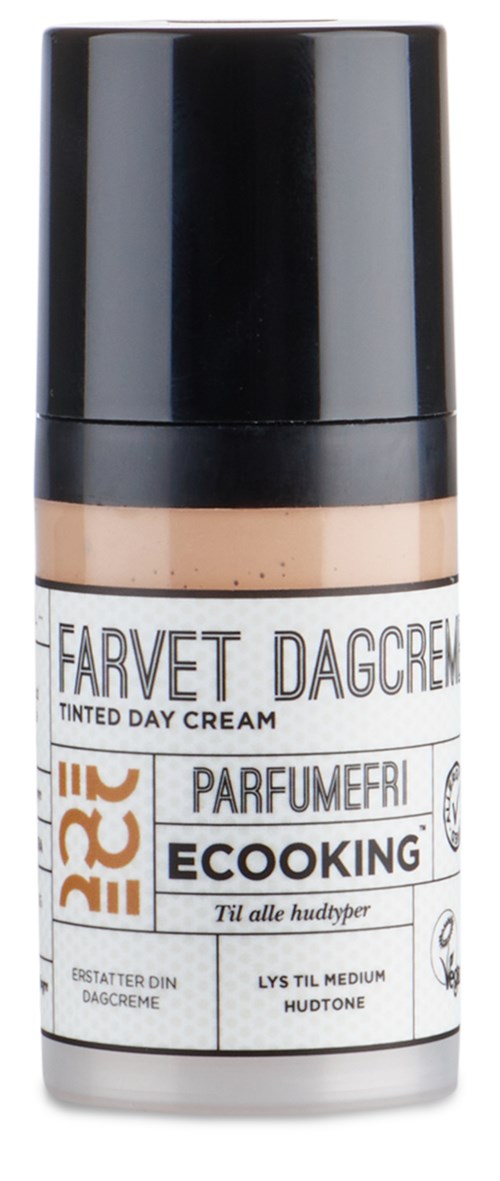 Creme aus Pumpflasche mit 'Farvet Dagcrem' Beschriftung für alle Hauttypen, duftet, für tägliche Anwendung.