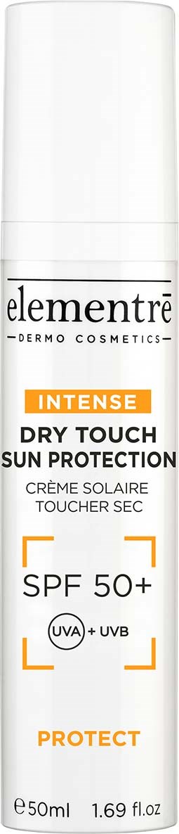 Eine weiße Flasche mit schwarzem und orangefarbenem Text, gekennzeichnet für Sonnenschutz mit SPF 50+ und UVA/UVB Schutz.