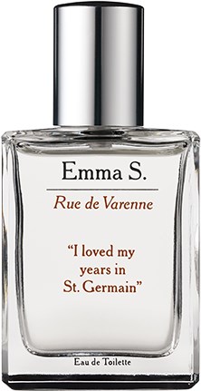 En tydlig parfymflaska med silverhätta, märkt Emma S., Rue de Varenne, och ett citat om St. Germain.