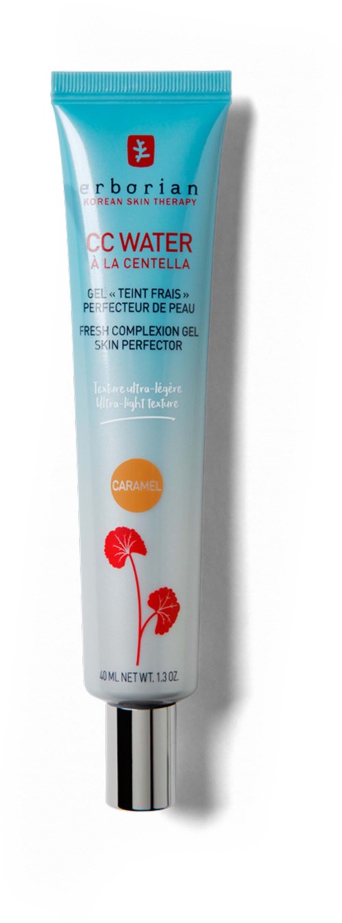 Eine Tube Erborian CC Water mit roten und weißen Blumenmotiven, für Hauttönungskorrektur, enthält 1,3 Unzen.