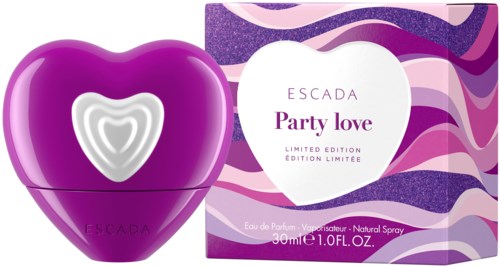 En lila parfymflaska i form av ett hjärta och en matchande box med rosa, lila och vita vågiga mönster, märkt 'Party love'.