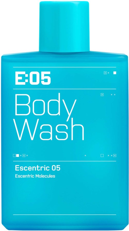 Blauer Flasche mit Aufschrift 'Body Wash' und Marke 'Ezentric 05', enthält eszentische Moleküle.