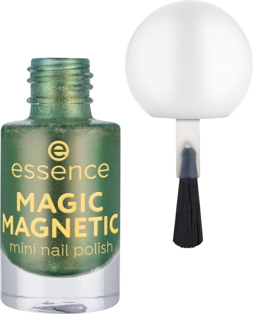 Grön nagellackflaska med vit lock och liten borste, märkt 'MAGIC MAGNETIC'.