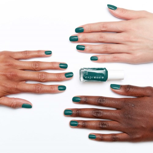 Essie Nail Expressie SK8 with Destiny Collection Nail Polish 420 Streetwear 'n Tear