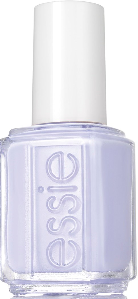 En lila nagellacksflaska med vit kork och namnet 'essie' präglat på glaset.