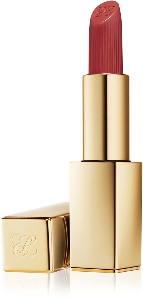 Een lipstick met een gouden huls en koraalkleur. De cap is eraf, zichtbaar is de lipstick.