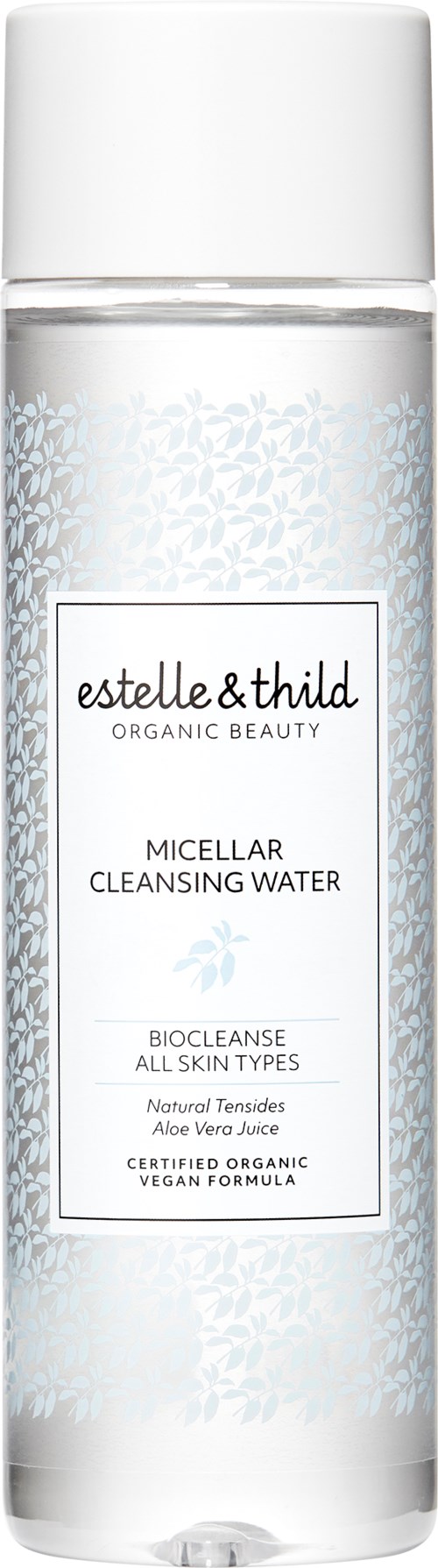 Een lange, witte fles met een label met de naam 'estelle & thild'. Het is een micellair reinigingswater.