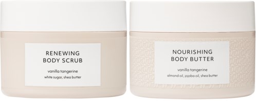 Twee huidverzorgingsproducten: een herstellende lichaamscrème, de andere verzachtende bodybutter, beide met vanille-mandarijn geur.