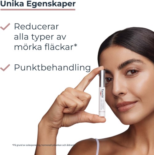 Een lachende vrouw die een lipbehandeling-stift vasthoudt, met Nederlandse tekst over het verminderen van donkere vlekken en vlekbehandeling.