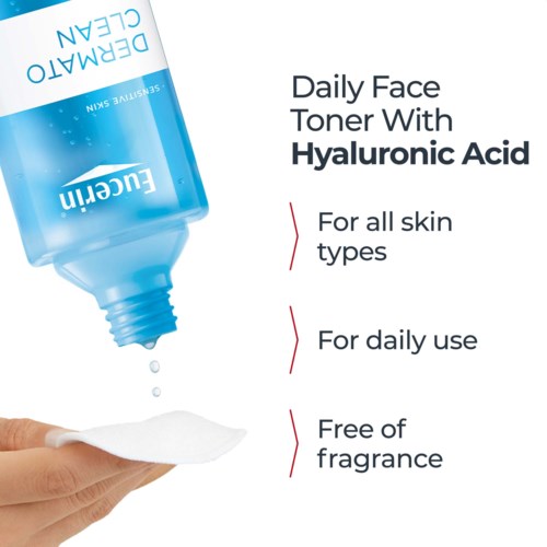 Eine blaue Flasche von Eucerin Tagesgesichtswasser mit Hyaluronsäure, Anwendung auf einem Wattepad, mit Textdetails.