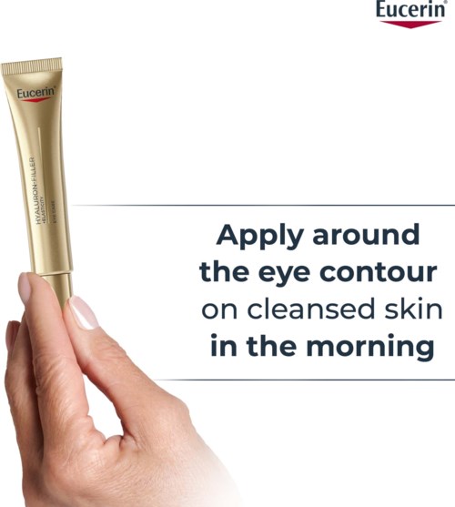Eucerin-produkt i tub hålls av en hand, med instruktioner att applicera runt ögonkonturen på rengjord hud på morgonen.