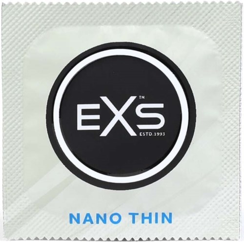 Ein kleiner, runder Beutel mit 'EXS Nano Thin'-Aufdruck und Logo.
