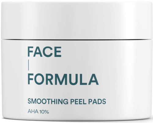 Een witte pot met label Face Formula Smoothing Peel Pads met AHA 10%.