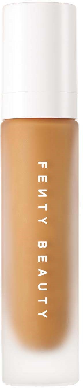 Fenty Beauty -tuotteen pulloa, jossa on valkoinen korkki ja vaaleanbeigeä neste.