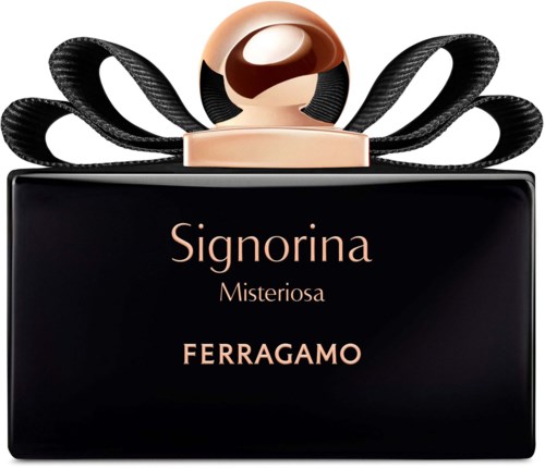 Musta hajuvesipullo, jossa on kiiltävä pyöreä korkki ja koristeellinen musta nauha. Teksti: 'Signorina Misteriosa Ferragamo.'