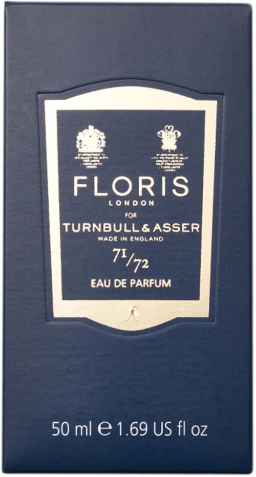 Een blauw doosje met een etiket met geurgegevens voor Floris London parfum, gemaakt in Engeland, 50 ml.