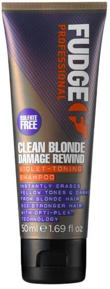 En lila och silver tub med Fudge Professional schampo för blont hår med violett toning, sulfatfri, och 50 ml storlek.