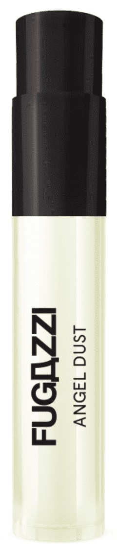 Eine kleine Flasche mit schwarzem Deckel, beschriftet 'FUGAZZI Angel Dust', wahrscheinlich ein Duft- oder Körperspray.
