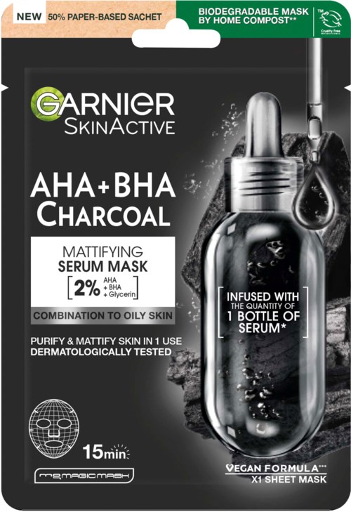 Een huidverzorgingsproductverpakking van Garnier SkinActive, AHA+BHA Charcoal Serum Mask, met zwarte en groene kleuren en tekstdetails.