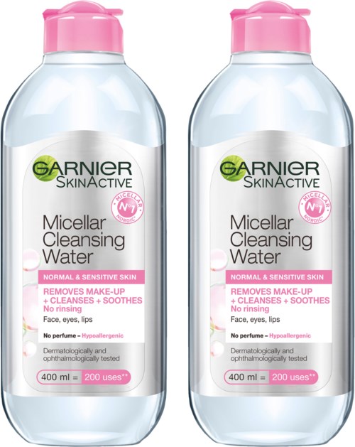 To flasker Garnier Micellar Rensevann for normal og sensitiv hud, hver på 400 ml, egnet for ansiktet og øynene.