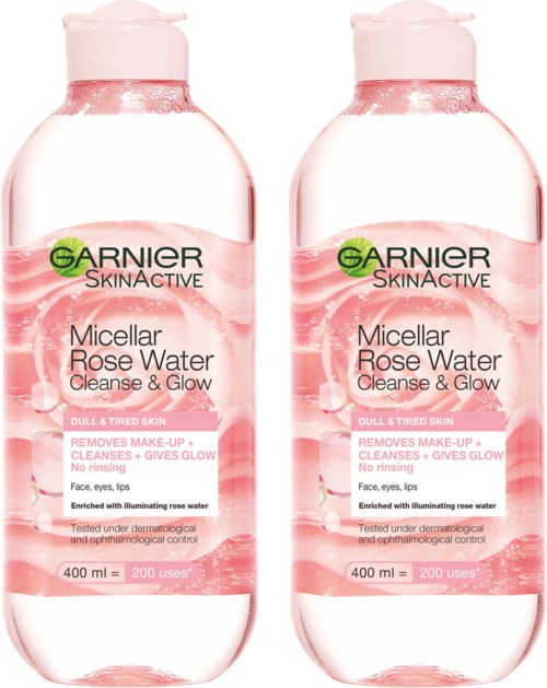 To flasker Garnier SkinActive Micellar Rose Water for rens og glød, egnet for matt og trett hud.