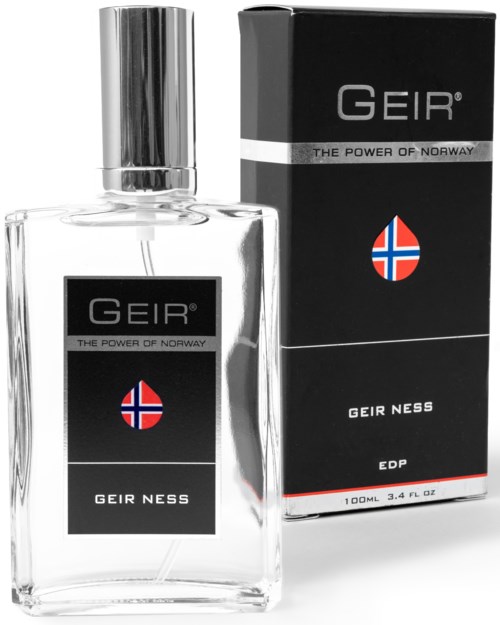 Een parfumfles en doos met een Noors vlaggetje, gelabeld 'GEIR NESS EDP,' 100 ml.