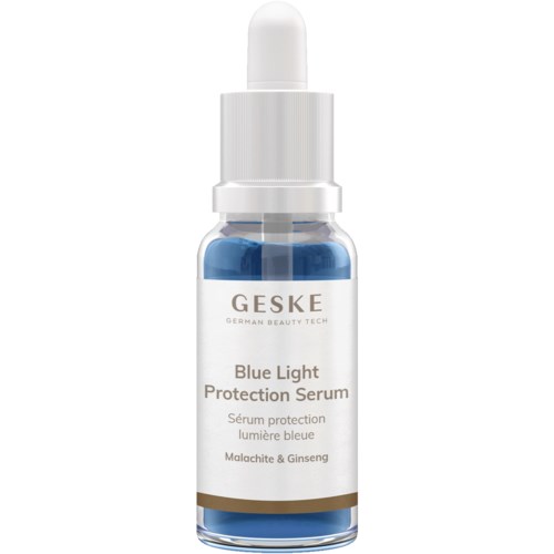 Kleine Flasche mit blauem Serum und Pipette, beschriftet 'Blue Light Protection Serum' für die Hautpflege.