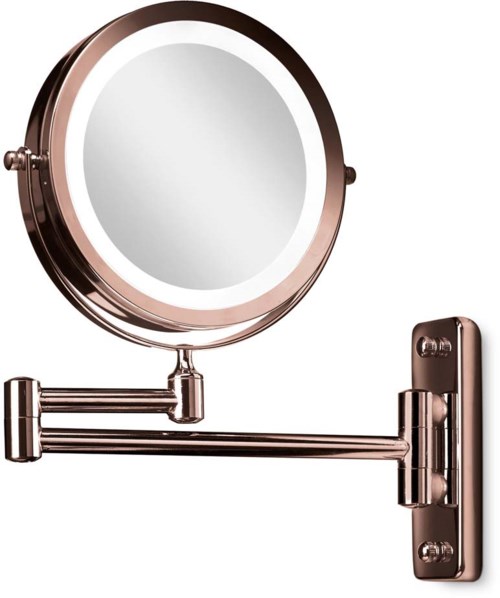 En rund mirror med en lys, metallisk arm festet til en veggbrakett.