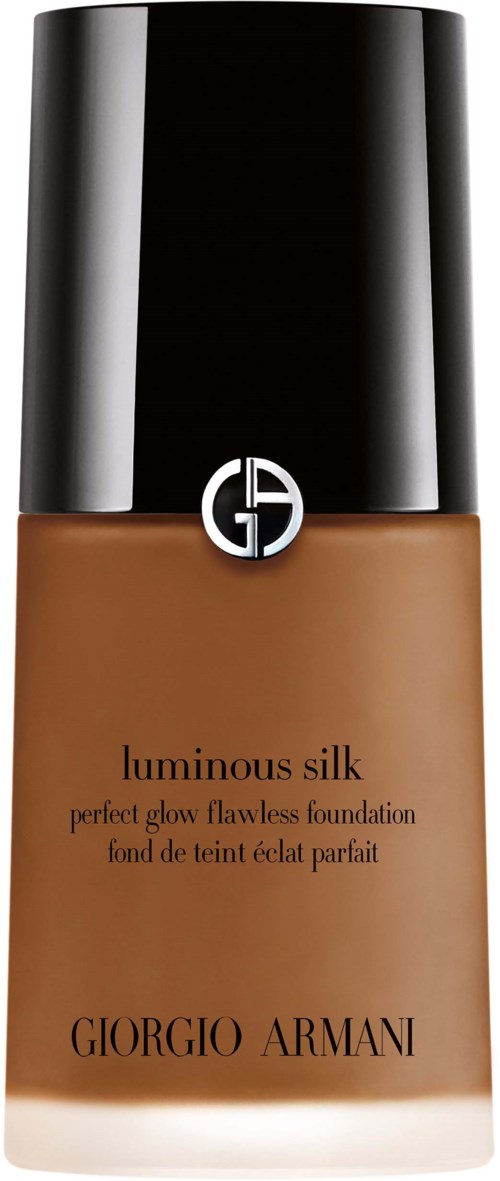 En flaska av Giorgio Armani-foundation kallad Luminous Silk, i brunt med svart lock.