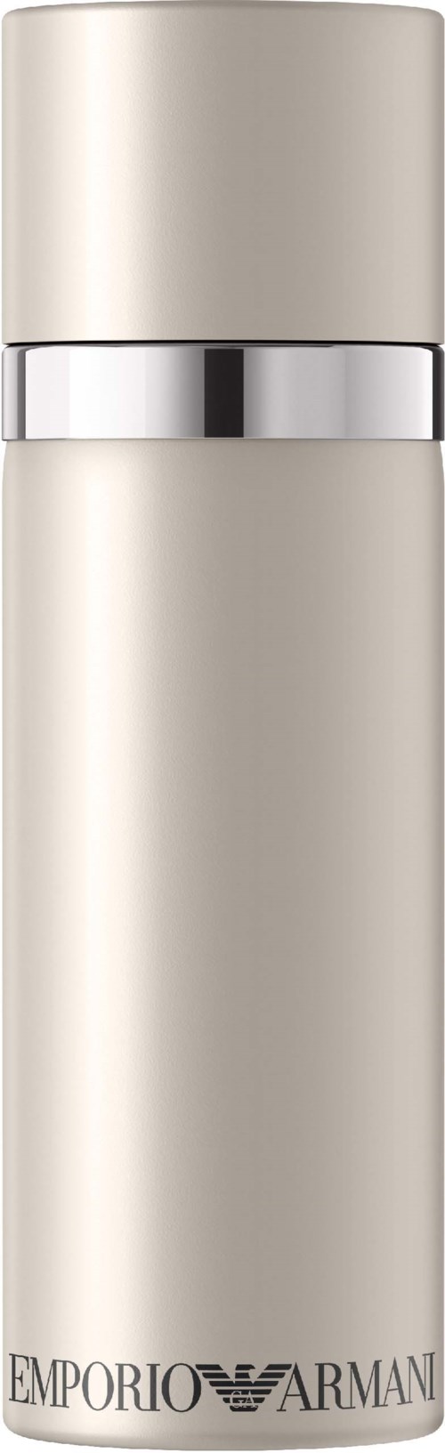 Eine lange, weiße Flasche mit einem glänzenden Silberrand oben, beschriftet Emporio Armani.