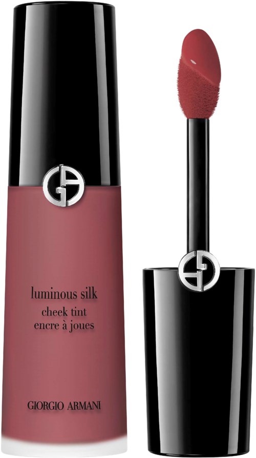 Giorgio Armani huulikiilto, jossa musta kansi ja vaaleanpunainen huulipuna.