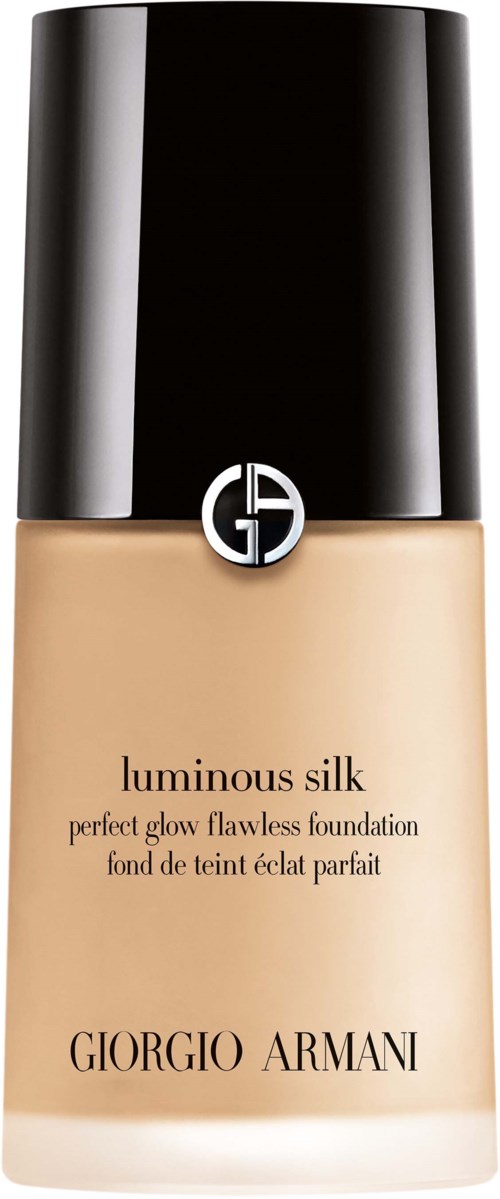 Een fles Giorgio Armani Luminous Silk Foundation met zwarte dop en lichte vloeistof.
