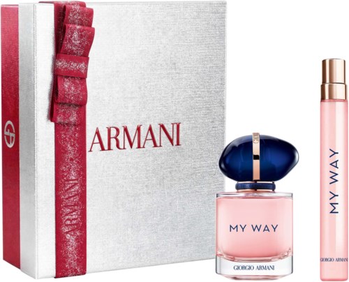 Giorgio Armani My Way parfymflaska med rosa vätska, en rosa spray och Armani-presentbox med röd rosett.