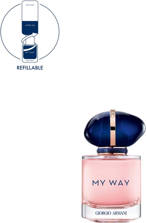 Ein Parfümflasche mit "My Way"-Etikett, runder dunkelblauer Kappe und rosa Flüssigkeit.