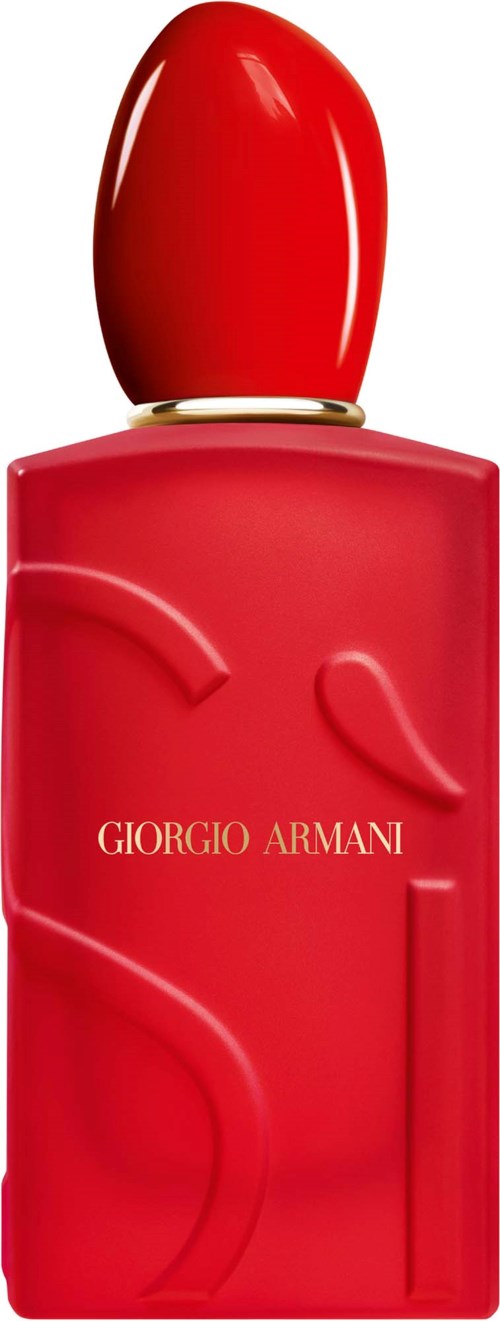 Punainen hajuvesipullo, jossa on kaareva yläosa ja teksti Giorgio Armani.