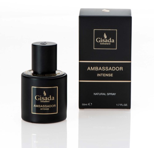 Een zwarte sprayfles met 'Gisada Ambassador Intense' en de verpakking zijn zichtbaar.