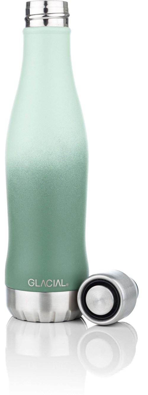 Ein hellgrüner Edelstahl-Wasserflasche mit silbernem Deckel und einer passenden kleinen Tasse.