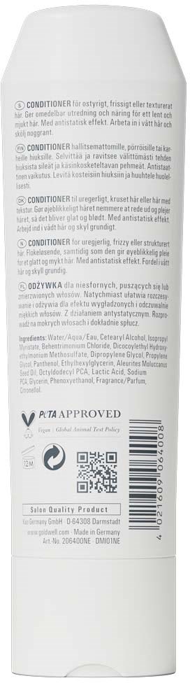 Hvit flaske med tekst og strekkode, sannsynligvis en hårbalsam.