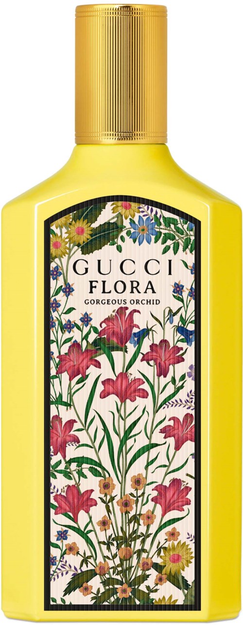 Een gele fles met een bloemenlabel met rode, oranje en paarse bloemen en groene bladeren, met de tekst "Gucci Flora".