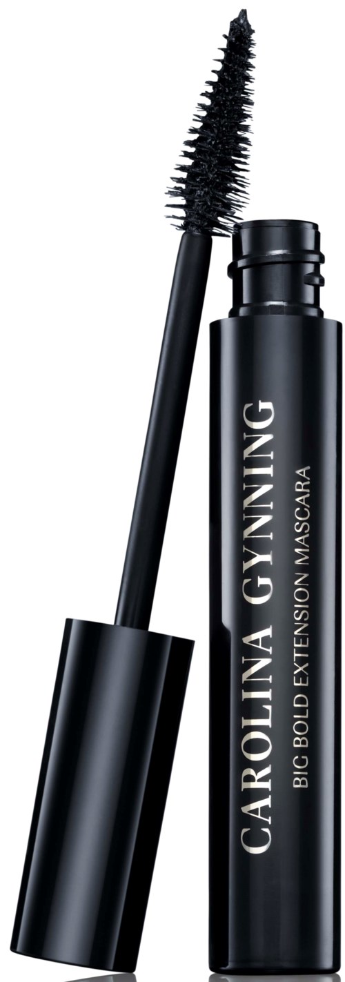 Eine schwarze Mascara mit Pinsel und dem Text 'Carolina Gynning'.