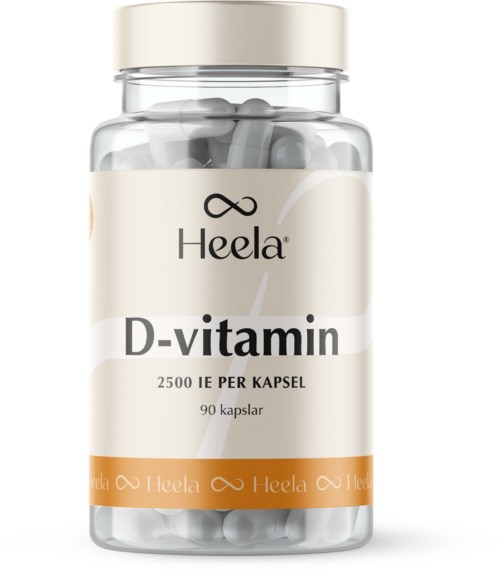 En tydlig pillerflaska märkt D-vitamin med 90 kapslar inuti, märket heter Heela, för D-vitamin tillskott.