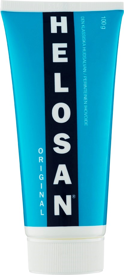 En blå tubmärkning "HELLOSAN" med vit och svart text, står vertikalt, innehåller en hudvårdsprodukt.