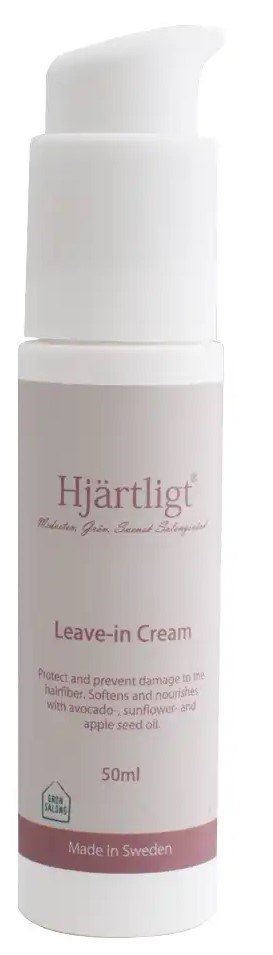 Eine weiße Flasche mit Leave-in-Cream und Pumpe, mit der Aufschrift 'Hjärtligt' aus Schweden, zum Schutz und zur Verhinderung von Hautschäden.