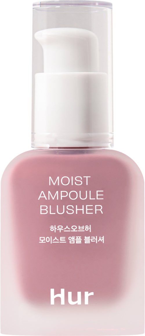 Roze fles met label "Moist Ampoule Blusher" en witte pomp, gebruikt voor make-up.