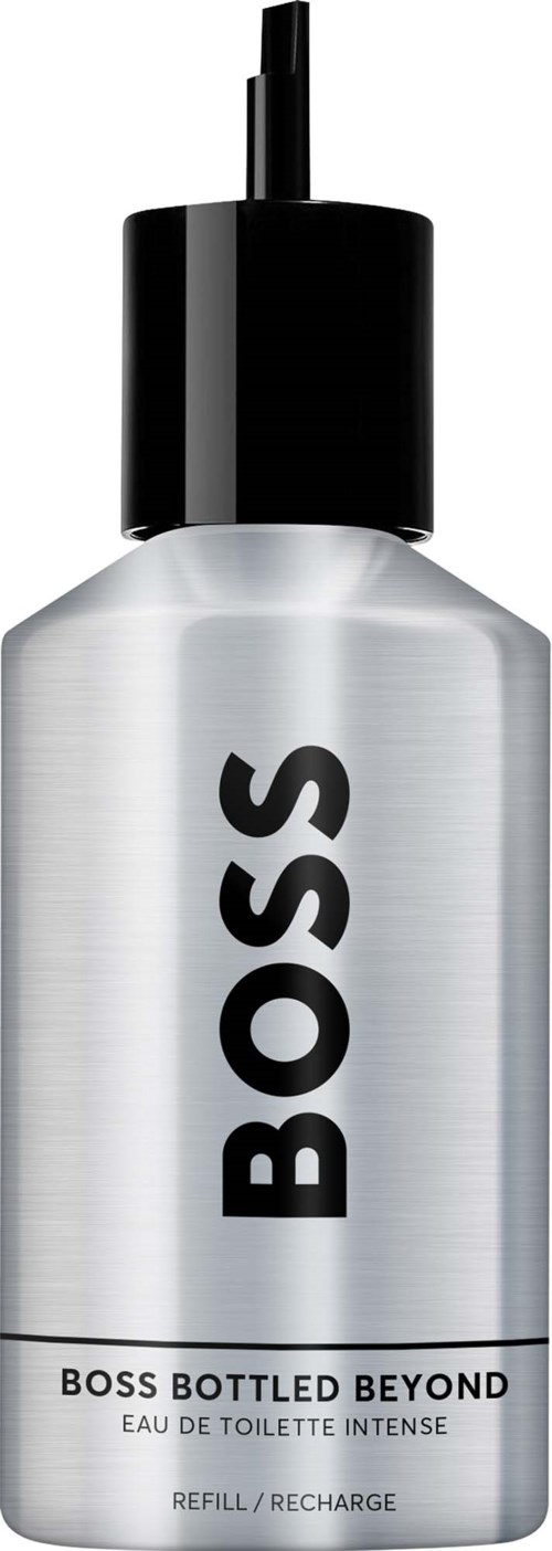 En silver sprayflaska med svart sprayhuvud och tydlig svart BOSS-logga, märkt Boss Bottled Beyond doft.