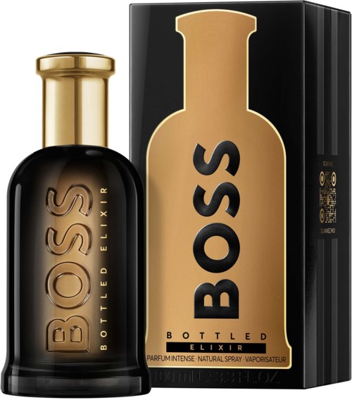 Eine dunkle Parfümflasche mit goldener Kappe steht neben einer schwarzen Box mit Gold- und Schwarzelogo, beschriftet Boss.