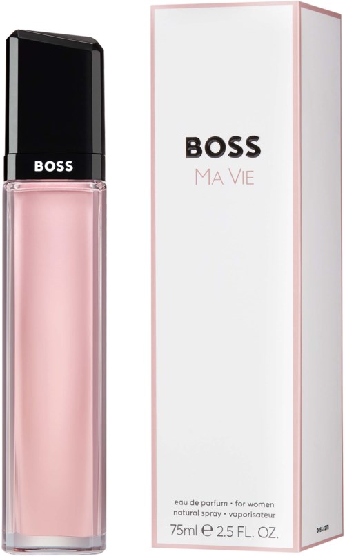 Pink Boss Ma Vie parfyme sprayflaske ved siden av en hvit eske med rosa kanter og svart tekst.