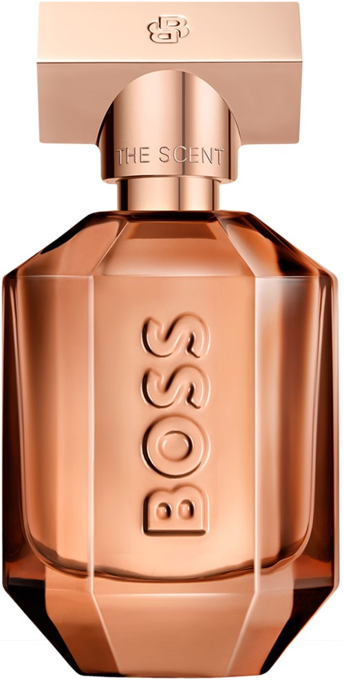 Een roségouden parfumfles met 'BOSS' gegraveerd en een vierkante dop.